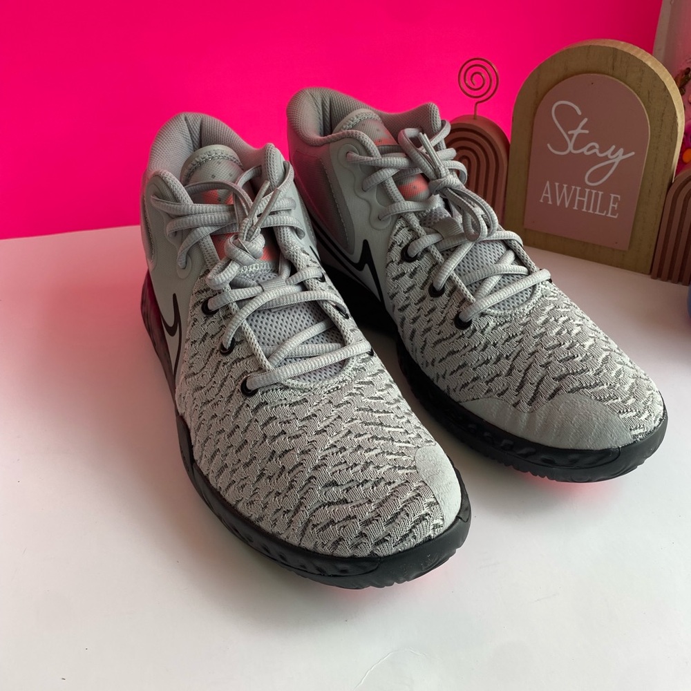 KD Trey 5 VII Light Solar Flare Heather Men’s sneakers Size 10 NEW